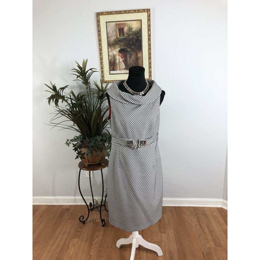 Muse Woman Sheath Dress 12 Sleeveless Cowl Neck Lined Dopamine Chain Details